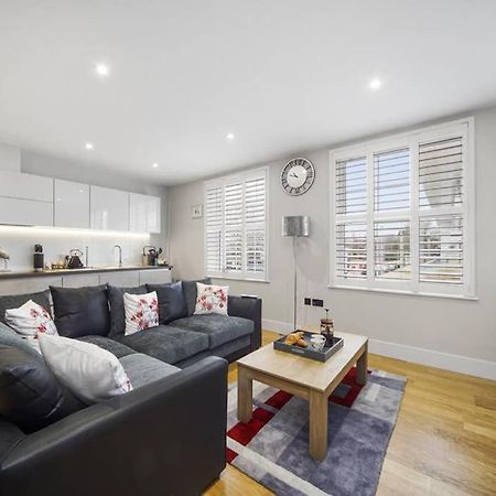 Flat 3 Bridge House Apartamento Staines-upon-Thames Exterior foto